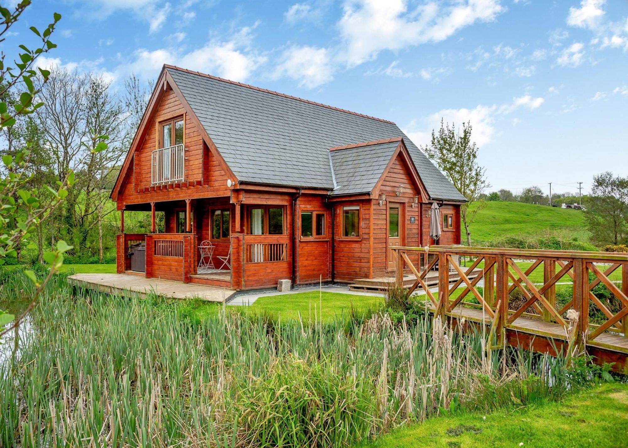 Anglesey Lakeside Lodges Menai Bridge Phòng bức ảnh